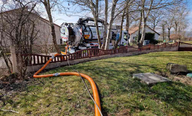 Nettoyage de fosse septique, Sancy, DÔMES Assainissement